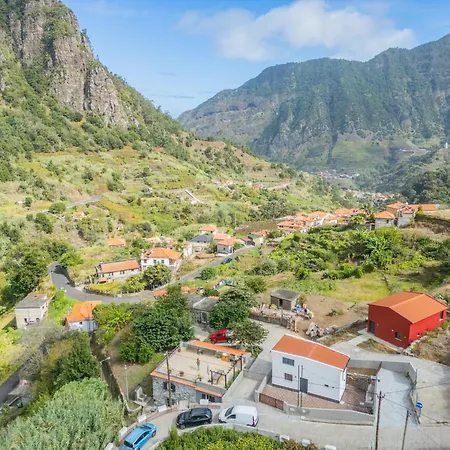 Valleys Refuge By Madeira Sun Travel * Sao Vicente (Madeira)